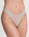 CHLOÉ THONG - ALMOND