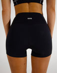 ELLIE SHORTS - CAVIAR/WHITE TRIM