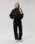 QUARTER ZIP - BLACK
