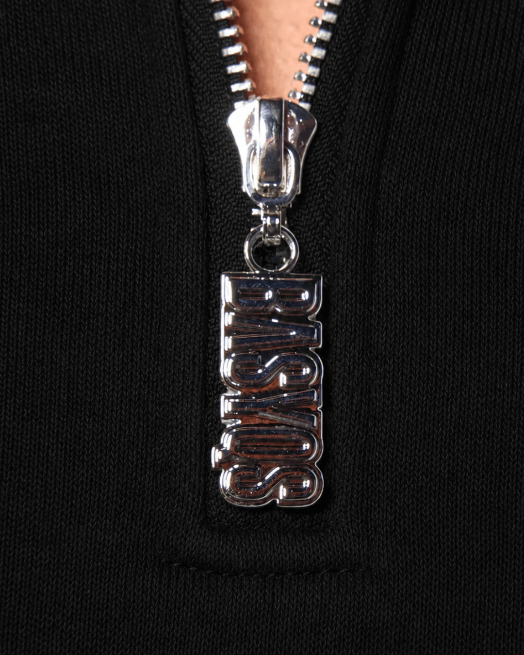 QUARTER ZIP - CURSIVE BLACK