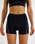 ELLIE SHORTS - CAVIAR/WHITE TRIM