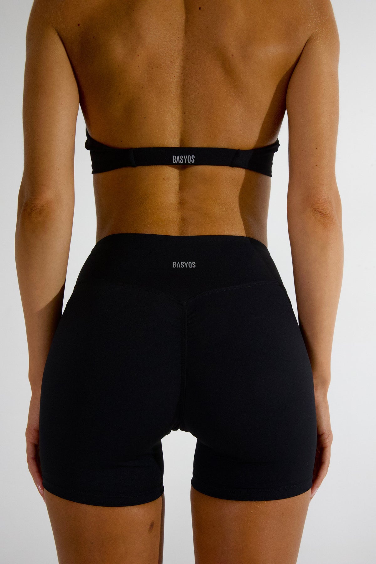 HAILEY TWIST CROP - CAVIAR