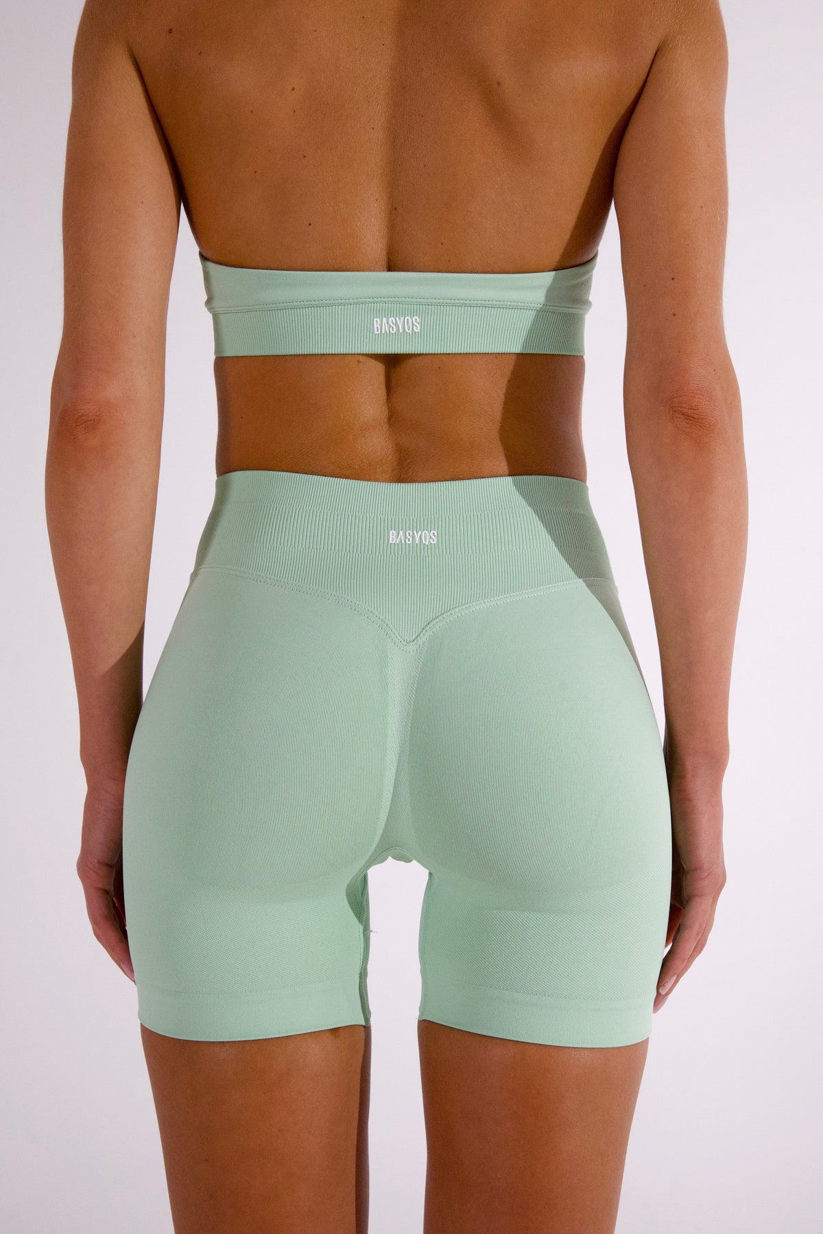AURA SHORTS - MATCHA