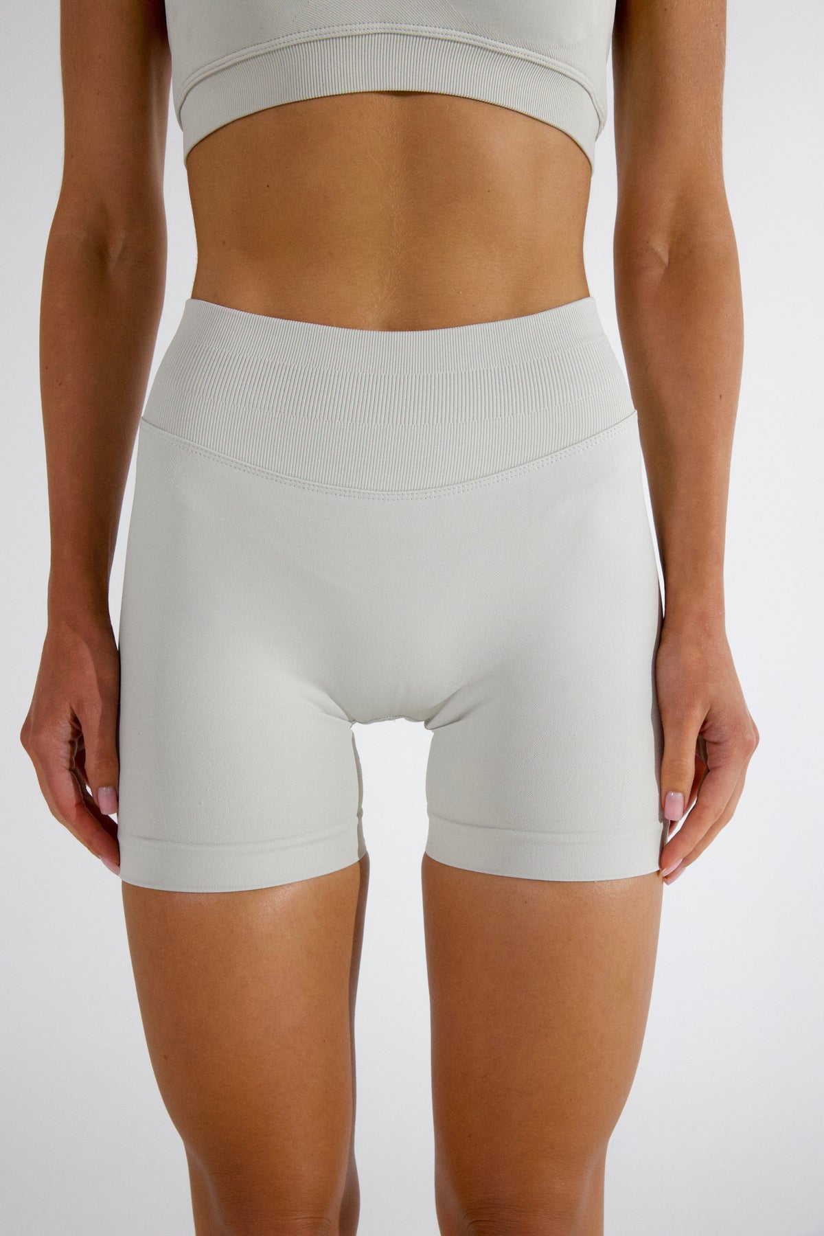 AURA SHORTS - CLAY
