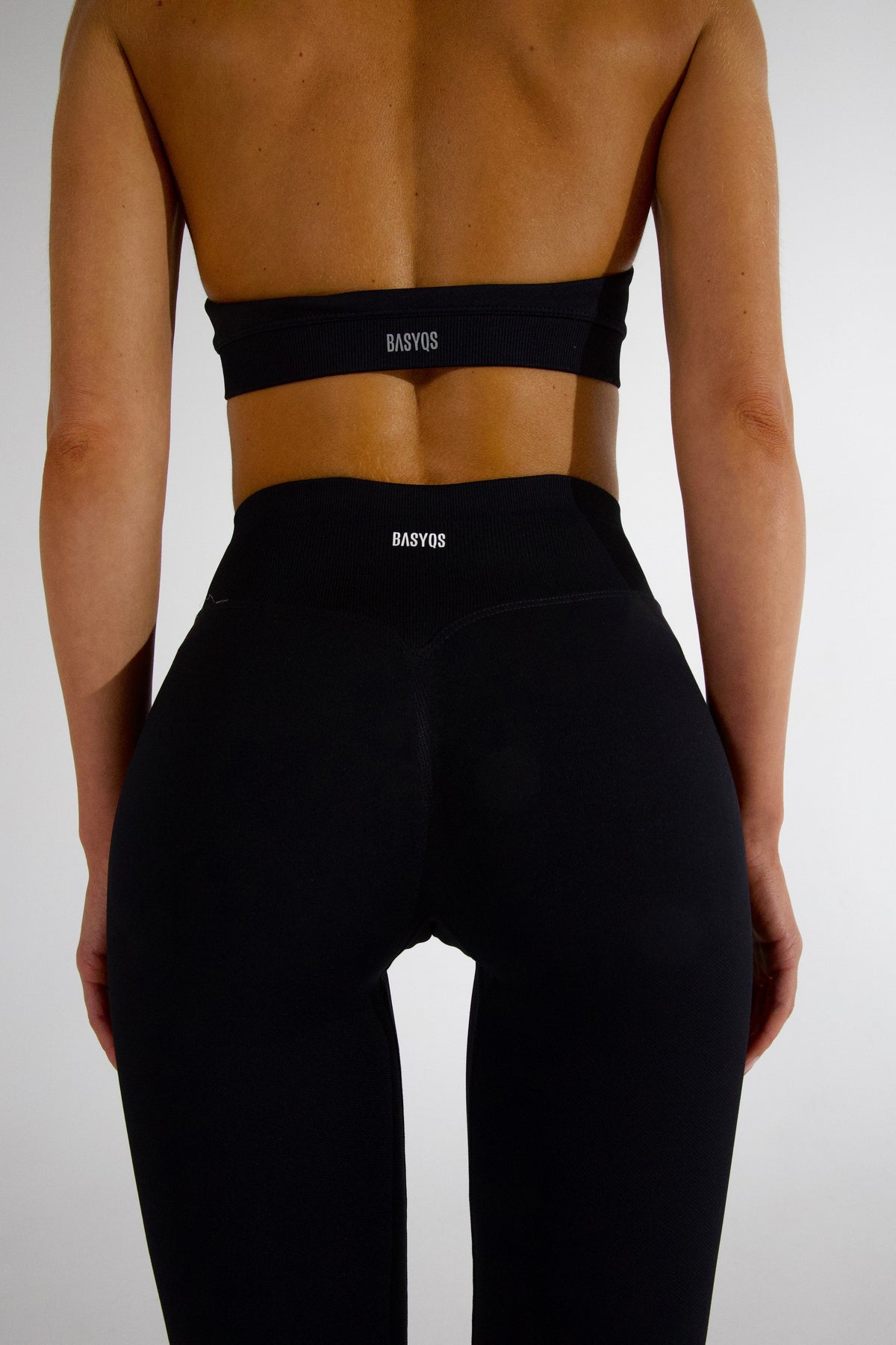 AURA LEGGINGS - CAVIAR